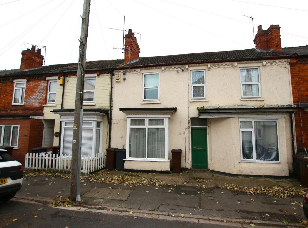 3 bedroom terraced house for sale in Winn Street, Lincoln, LN2