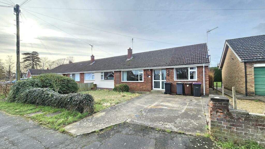 Main image of property: Meadowfield, Sleaford, NG34