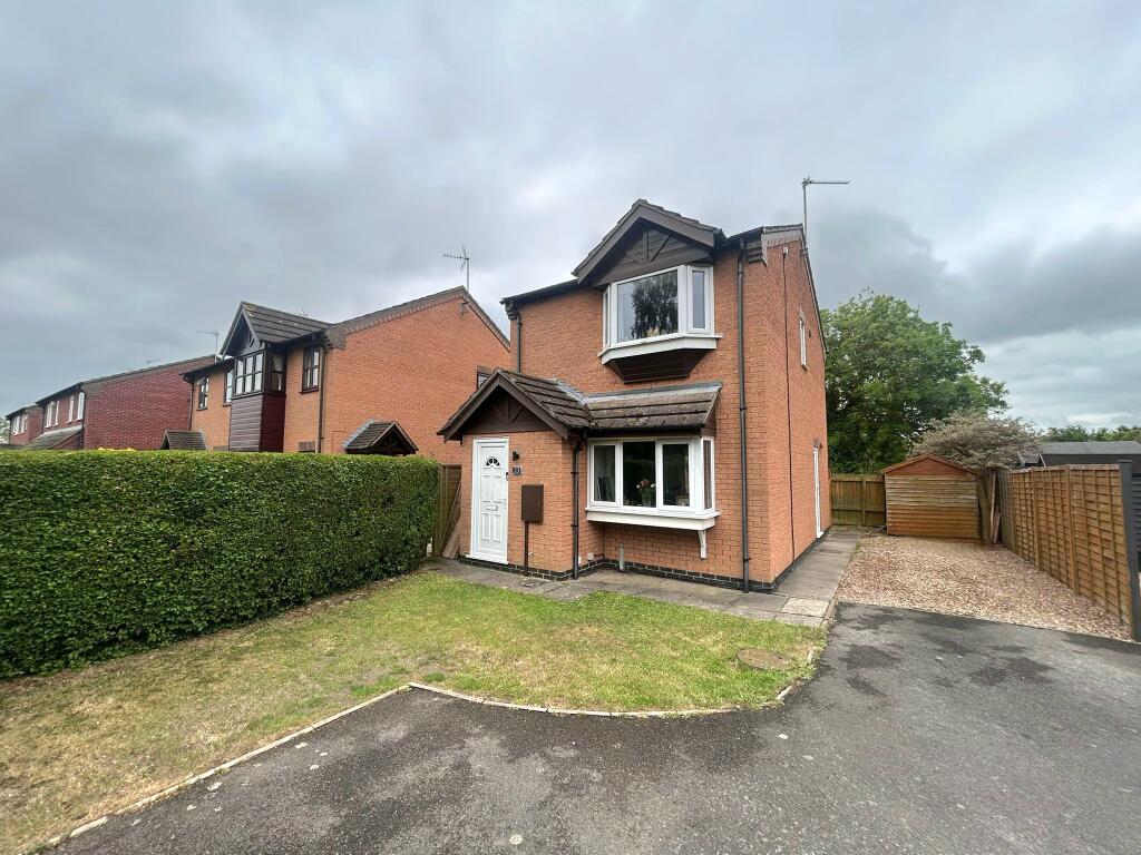 3 bedroom detached house