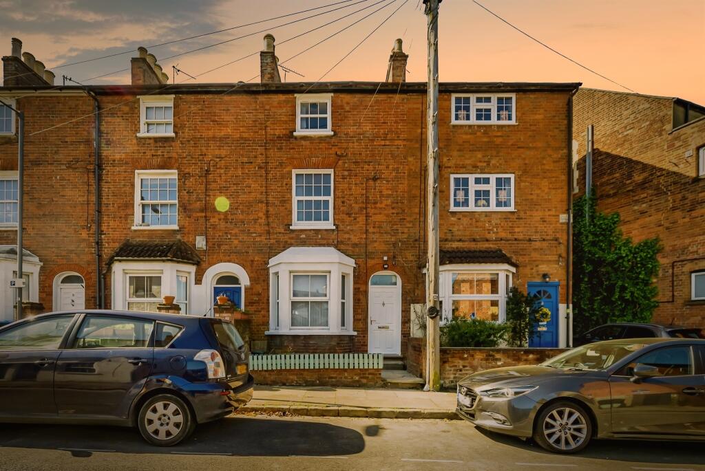 Main image of property: Ripon Street, Aylesbury
