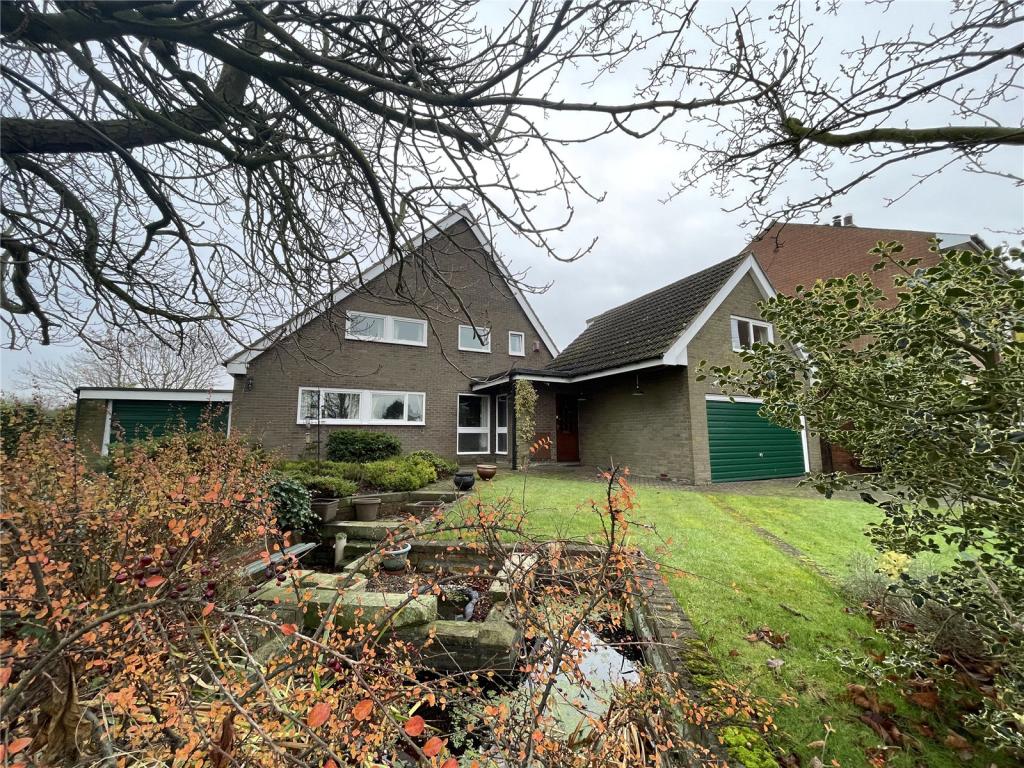 5 bedroom detached house for sale in Prestwick, Ponteland, Newcastle