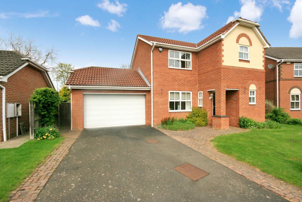 Main image of property: Paddock Hill, Ponteland, Newcastle Upon Tyne, Northumberland, NE20