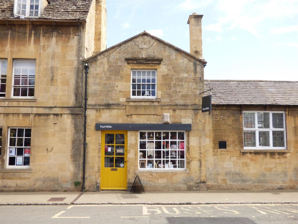 Commercial property to lease in High Street, Chipping Campden, GL55