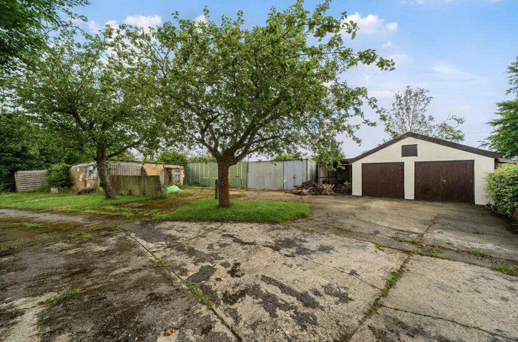 Additional property image - Lower Green, Wimbish, Saffron Walden, Essex, CB10