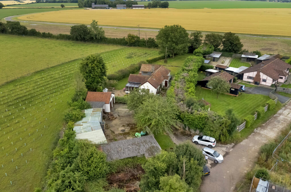 Additional property image - Lower Green, Wimbish, Saffron Walden, Essex, CB10