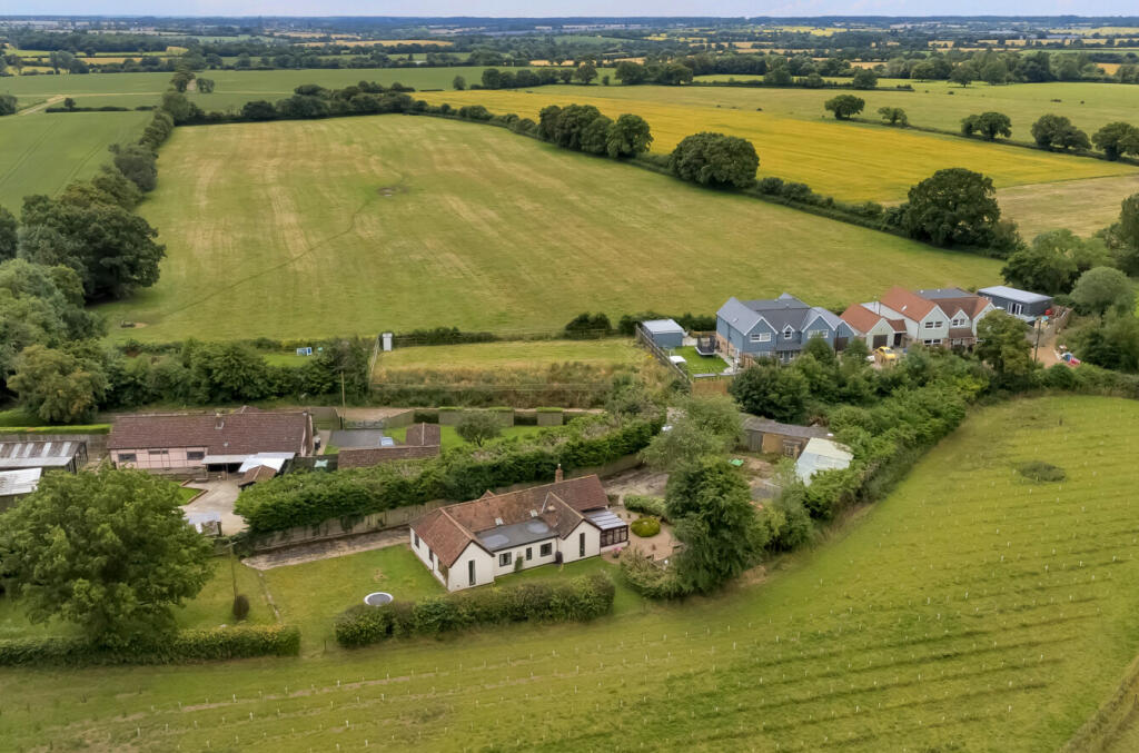 Additional property image - Lower Green, Wimbish, Saffron Walden, Essex, CB10