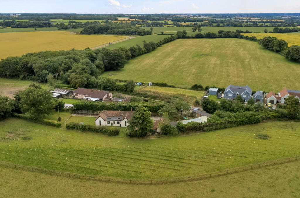 Additional property image - Lower Green, Wimbish, Saffron Walden, Essex, CB10