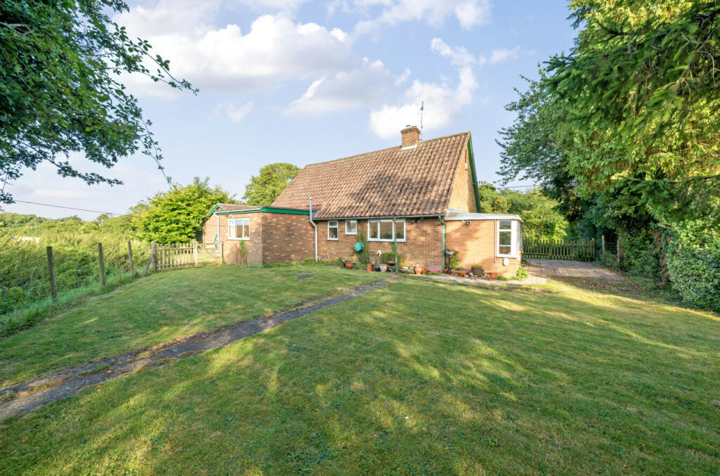 Additional property image - Linton Road, Hadstock, Cambridge, Essex, CB21