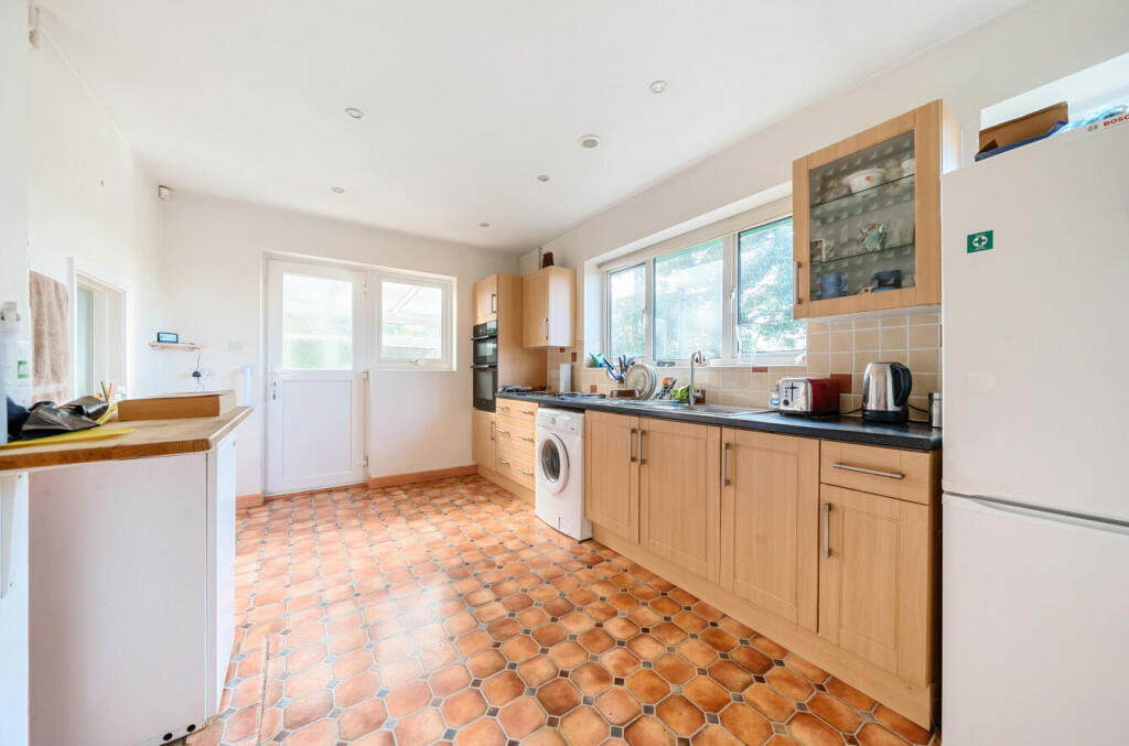 Additional property image - Linton Road, Hadstock, Cambridge, Essex, CB21