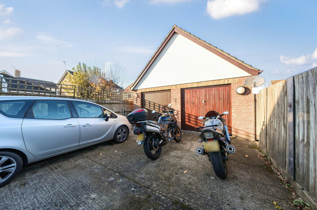 Additional property image - London Road, Great Chesterford, Saffron Walden, Essex, CB10