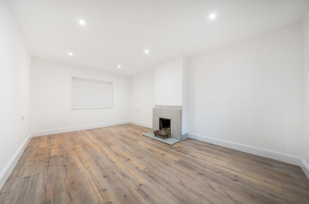 Additional property image - Whiteshot Way, Saffron Walden, Essex, CB10