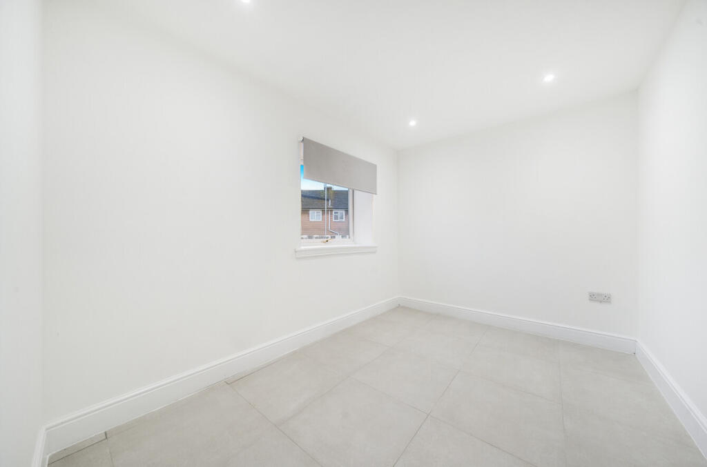 Additional property image - Whiteshot Way, Saffron Walden, Essex, CB10