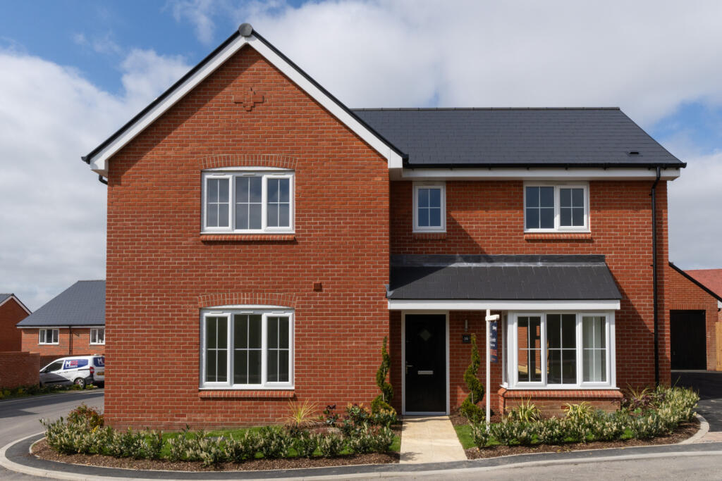 Main image of property: Poppy View, Thaxted Road, Saffron Walden, Essex, CB10