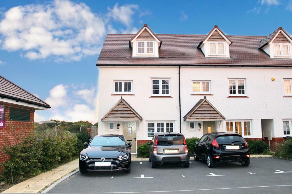 Main image of property: 1 , Bristol Close, , Sittingbourne, Kent,   ME10 5BE