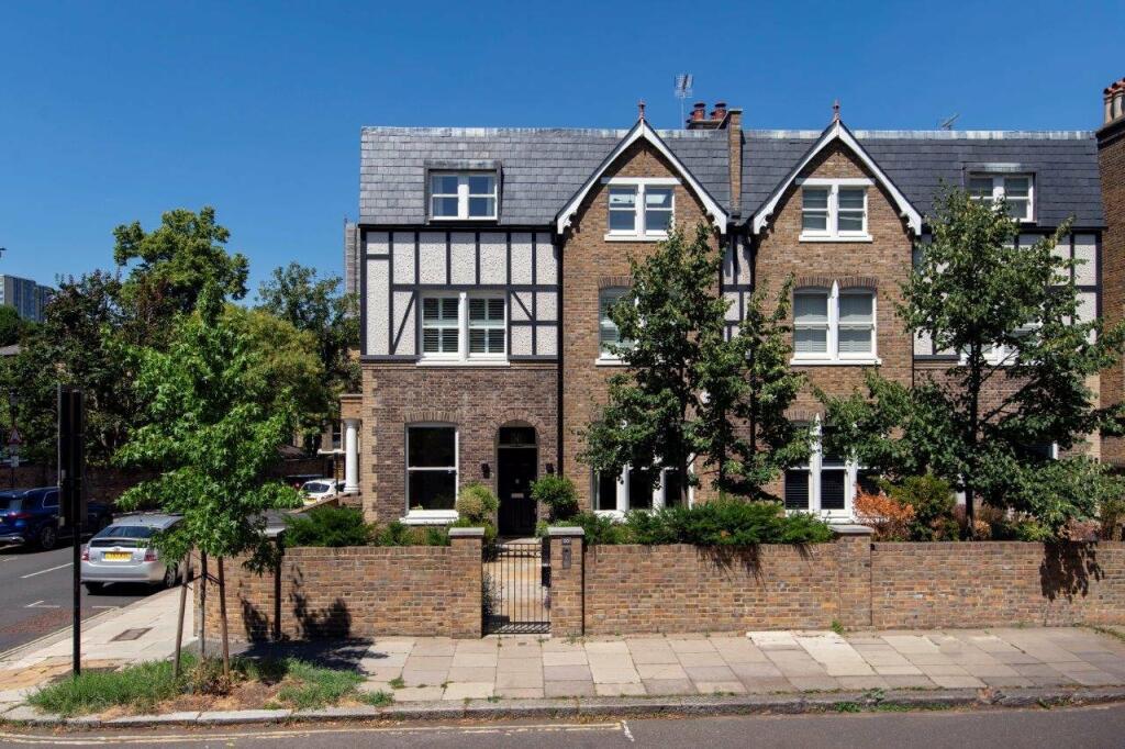 4 bedroom duplex for sale in Elsworthy Road, Primrose Hill, London, NW3