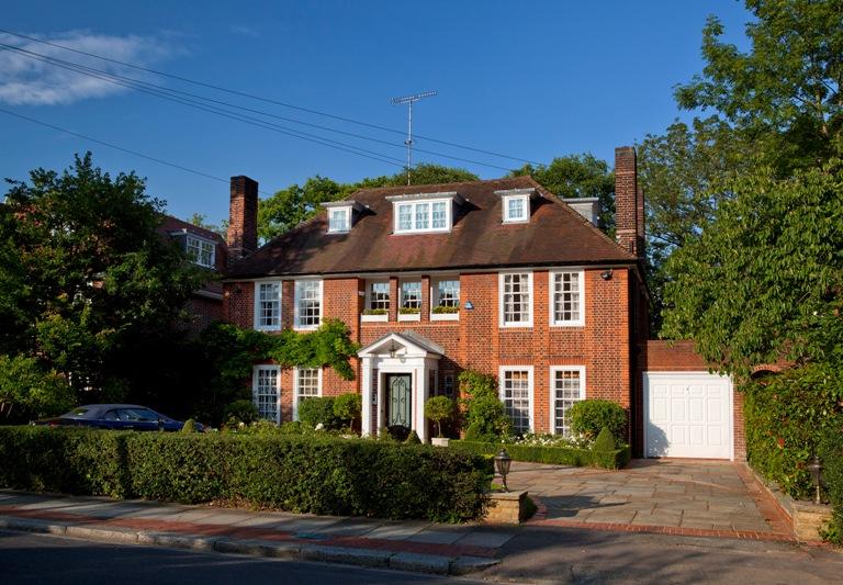 6 bedroom detached house for sale in Ingram Avenue, Hampstead Garden ...