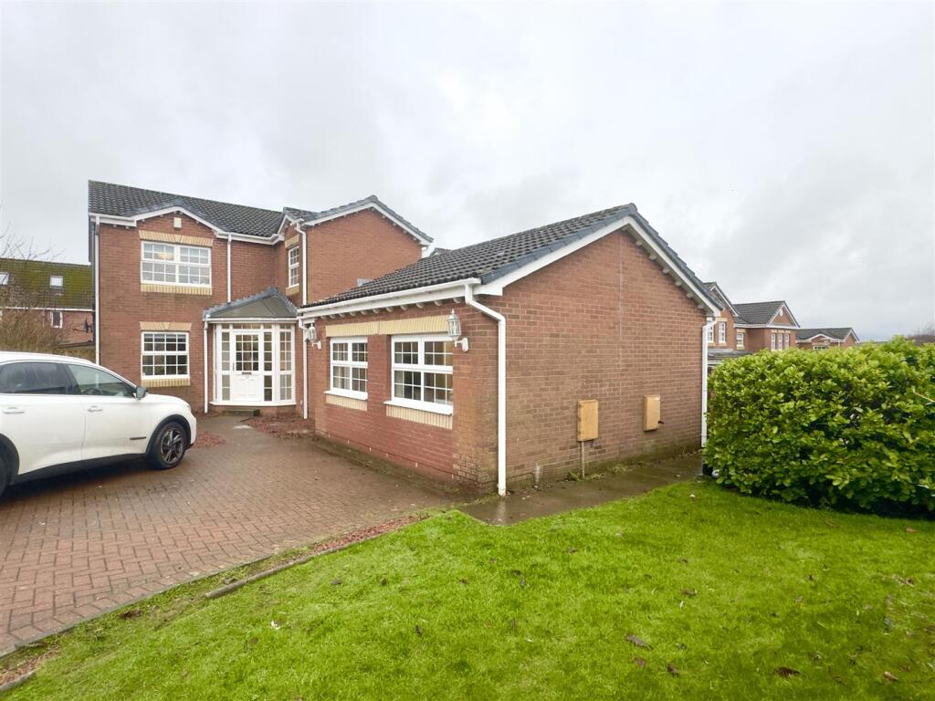 Main image of property: Strathnairn Way, East Kilbride, Glasgow