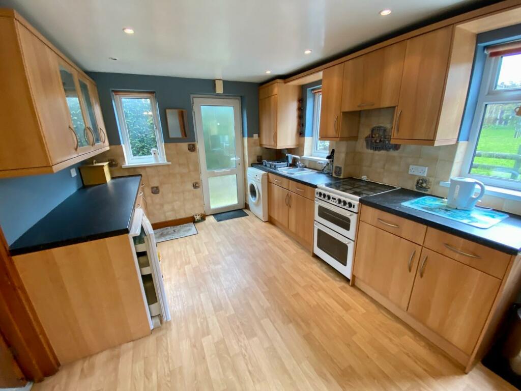 5 bedroom semidetached house for sale in Wyntor Avenue, Winster