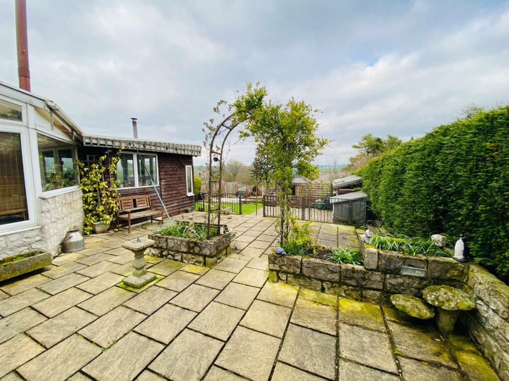 5 bedroom semidetached house for sale in Wyntor Avenue, Winster