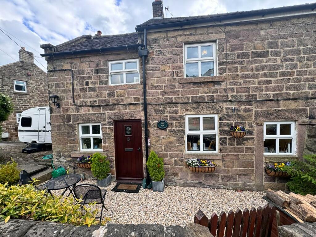 2 bedroom cottage for sale in Yew Tree Hill, Holloway, Matlock, DE4