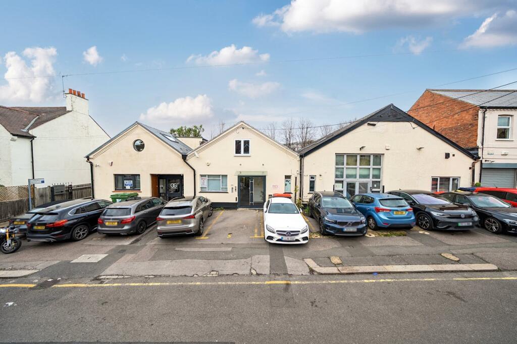 Main image of property: 56b Crewys Road, Childs Hill, NW2 2AD