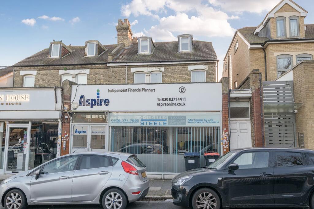 Main image of property: 17 Station Road, London, N3 2SB