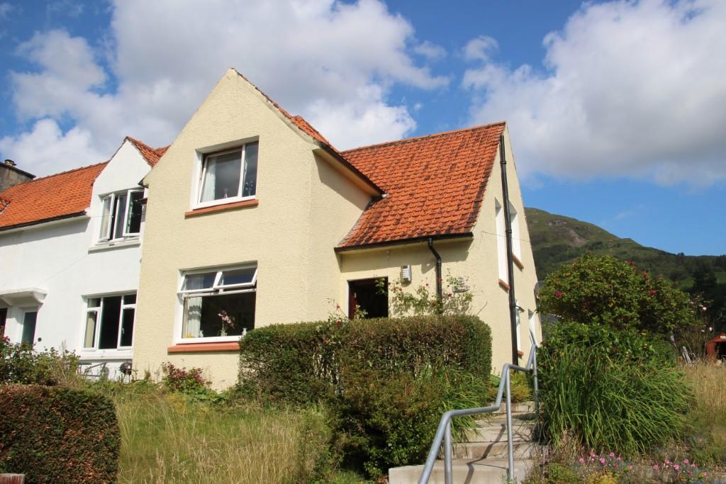 3 bedroom semidetached house for sale in 16 Riverside Road