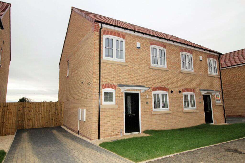 3 bedroom semidetached house for sale in Bowen Drive, Armthorpe