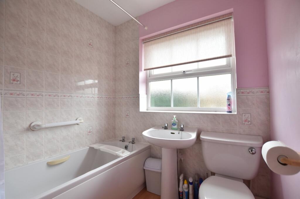 Additional property image - Glebe Close, Bidford-on-Avon, Alcester, Warwickshire, B50