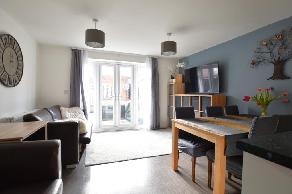 Additional property image - Elm Place, Bidford-on-Avon, Alcester, Warwickshire, B50