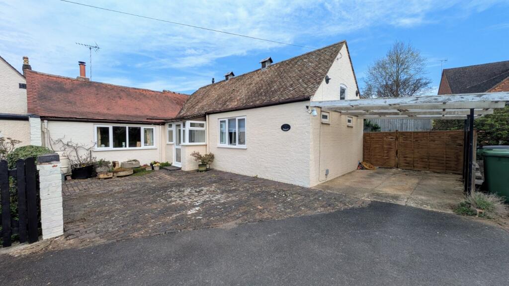 Main image of property: Worcester Road, Chadbury, Evesham, Worcestershire, WR11