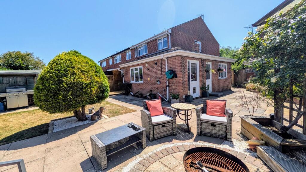Main image of property: Woodlands, Evesham, Worcestershire, WR11