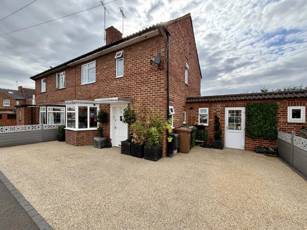 Main image of property: Kings Road, Evesham, Worcestershire, WR11