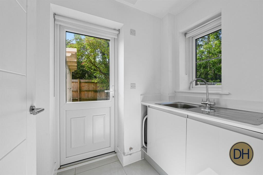 Additional property image - Highfield Close, Hastingwood, Essex CM17