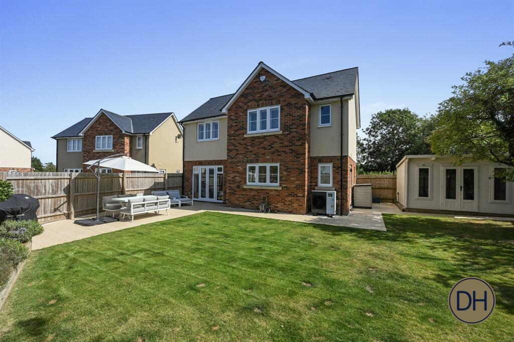 Additional property image - Highfield Close, Hastingwood, Essex CM17