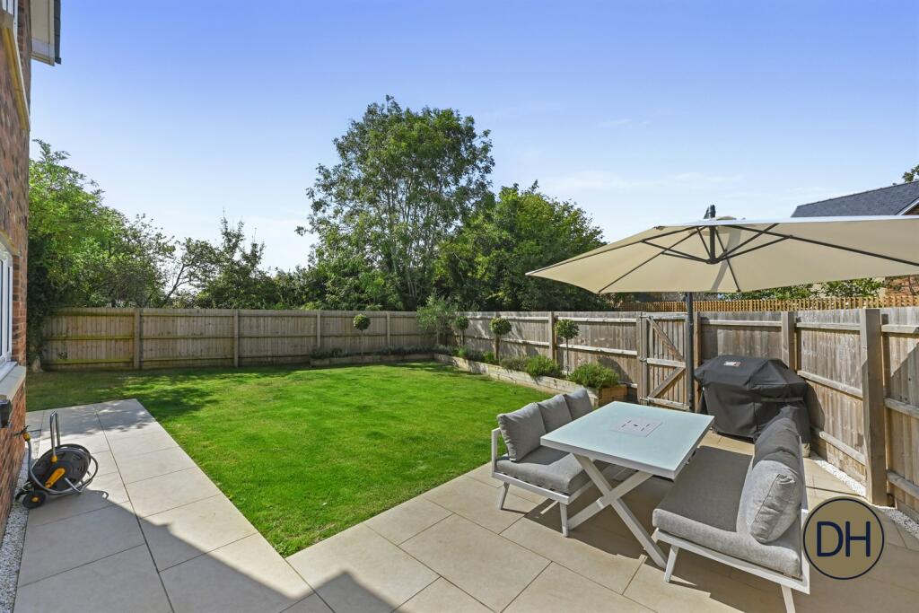 Additional property image - Highfield Close, Hastingwood, Essex CM17