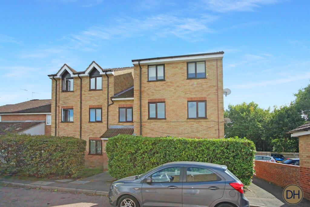 Main image of property: Markwell Wood, Harlow, Essex CM19