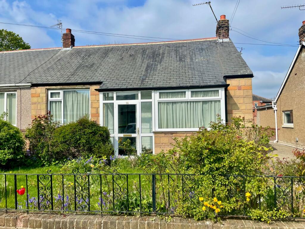 2 bedroom bungalow for sale in Brunton Avenue, Newcastle upon Tyne