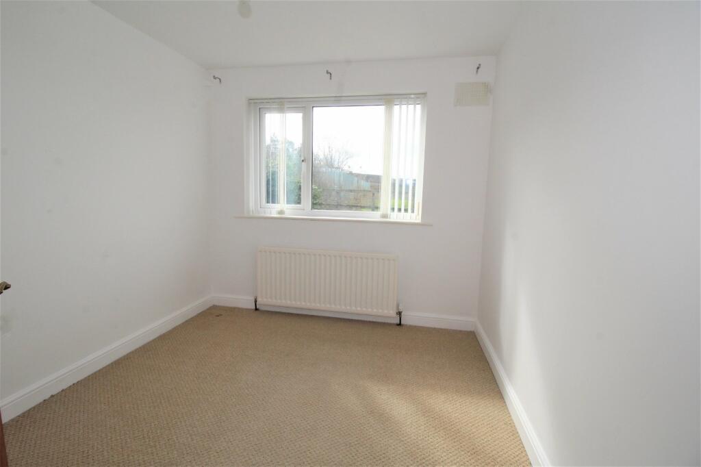 2 bedroom bungalow for sale in Gullane Close, Bill Quay, Gateshead, NE10