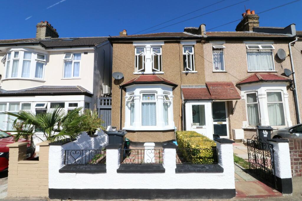 2 bedroom end of terrace house for sale in Eltisley Road, Ilford, IG1
