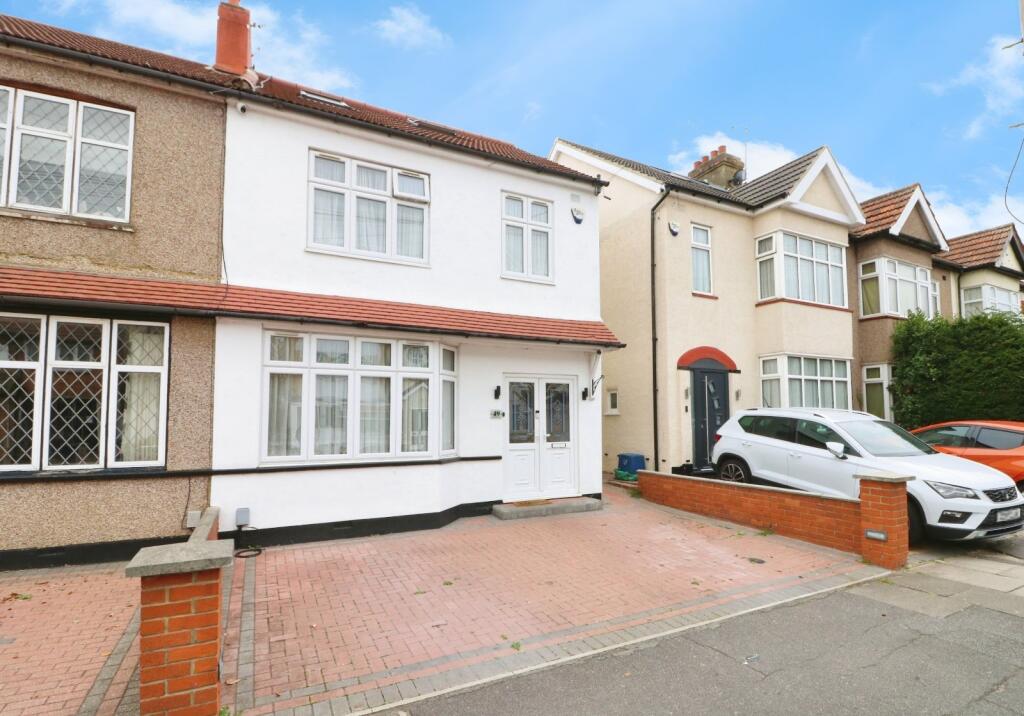Main image of property: Buntingbridge Road, Ilford, IG2