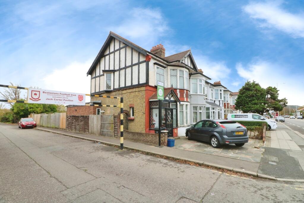 Main image of property: Fencepiece Road, Ilford, IG6