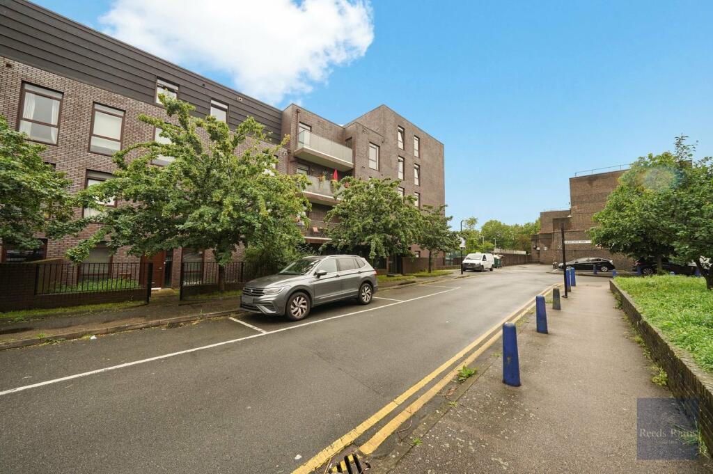 Main image of property: Gibson Road, London, SE11