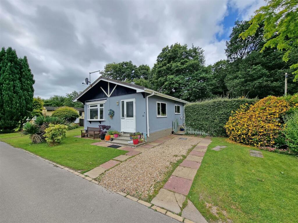 3 bedroom park home for sale in Woodside Park, Juggins Lane, Earlswood, B94