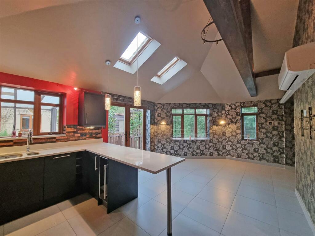 Additional property image - Middle Lane, Wythall