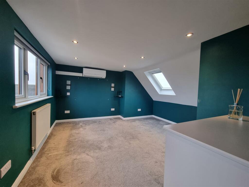 Additional property image - Middle Lane, Wythall