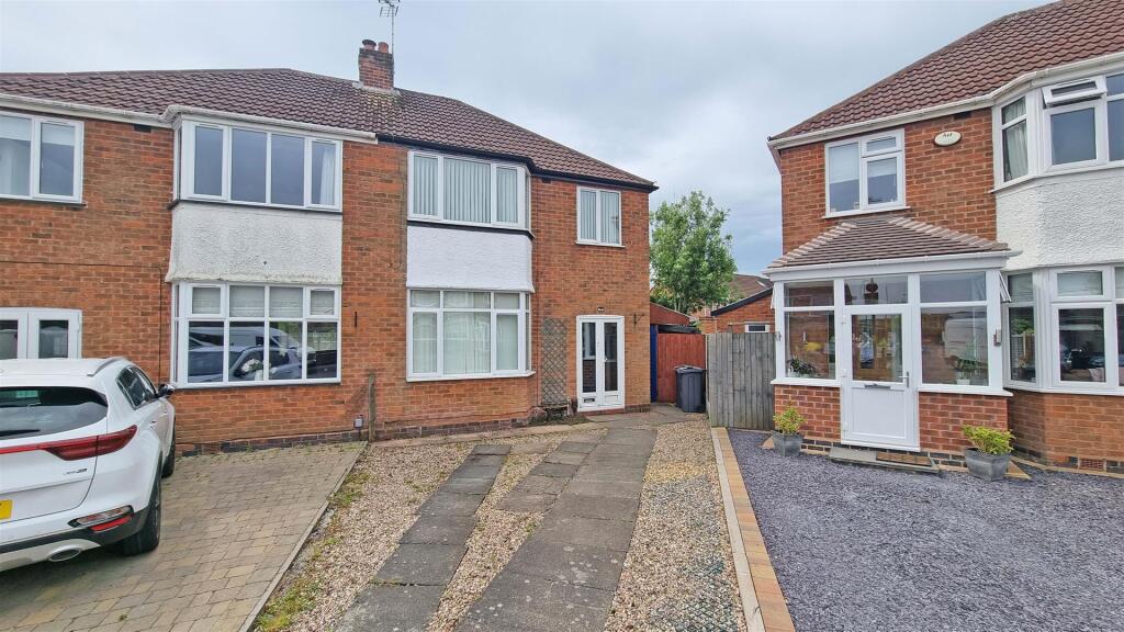 Main image of property: Netherdale Road, nr Hollywood, Birmingham