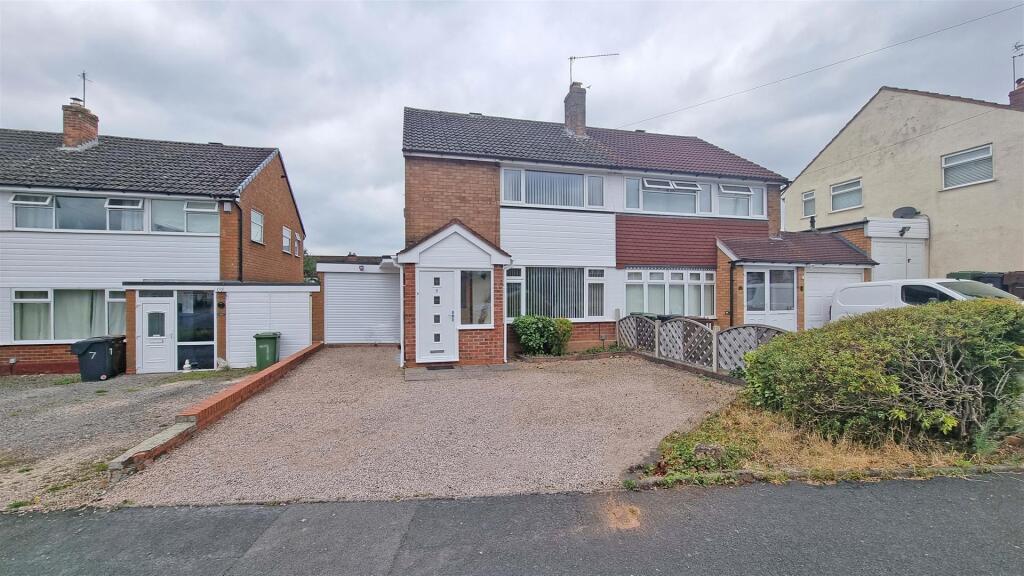 Main image of property: Wythwood Road, Hollywood