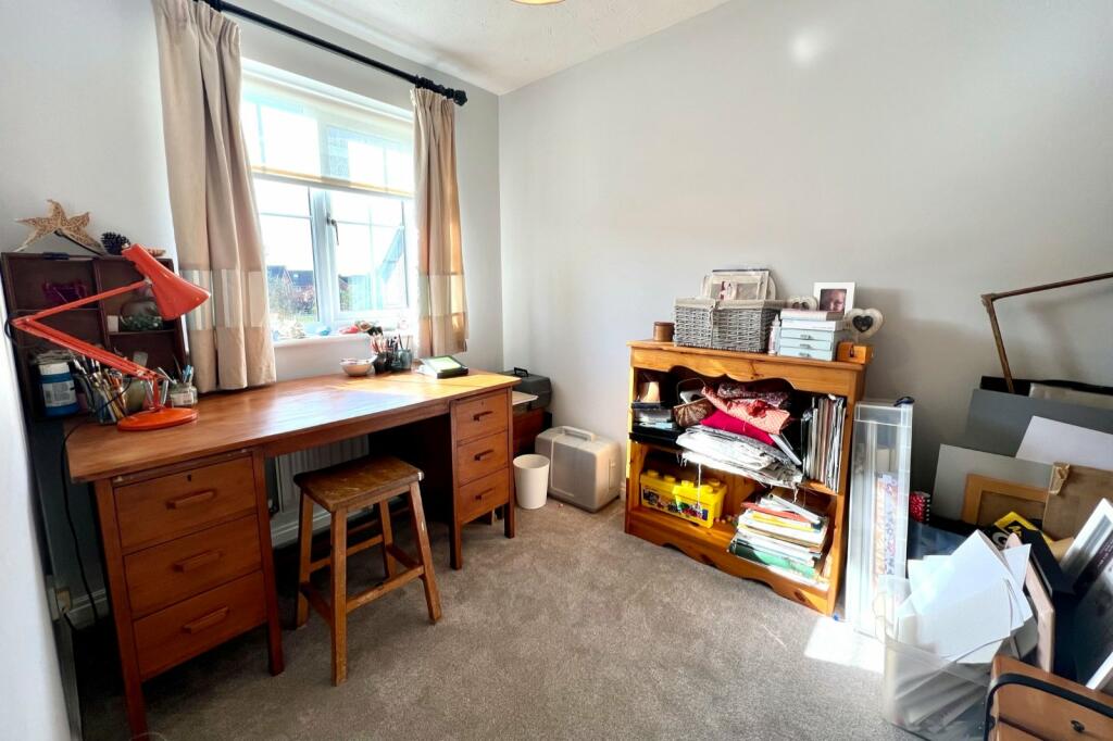 4 bedroom detached house for sale in Comberbach Drive, Nantwich