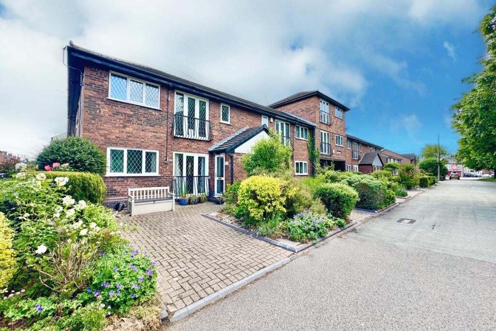 Main image of property: The Mews, Moreton Parade, Newcastle Under Lyme, Staffordshire, ST5